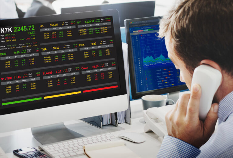 4 Surprising Ways Forex Trading Mirrors Creative Decision-Making