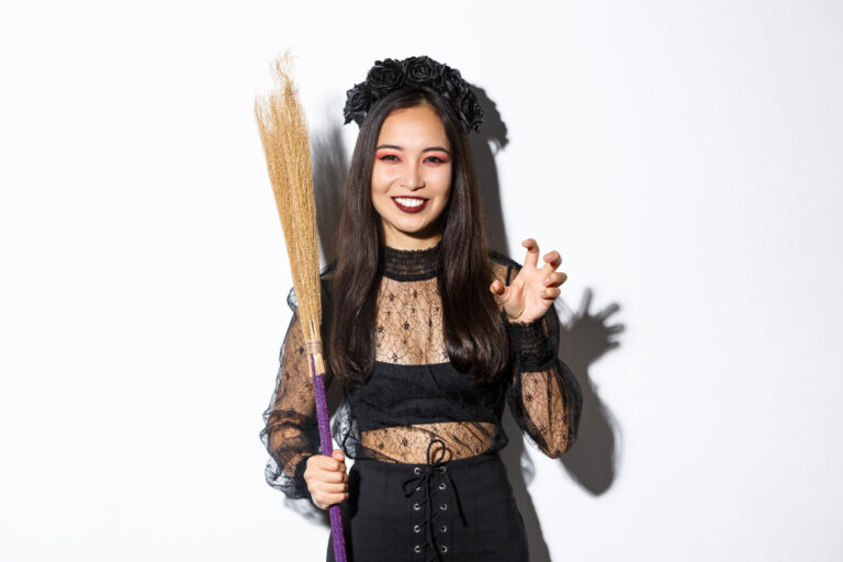 How to Choose Sexy Halloween Costumes That Don’t Overdo It