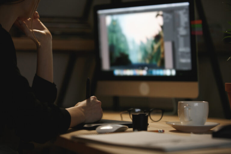 Image Enhancer and Object Remover: How AirBrush AI Redefines Photo Editing