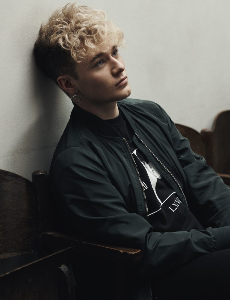 Matt Wills shares music video for his latest single ‘Wallflower’