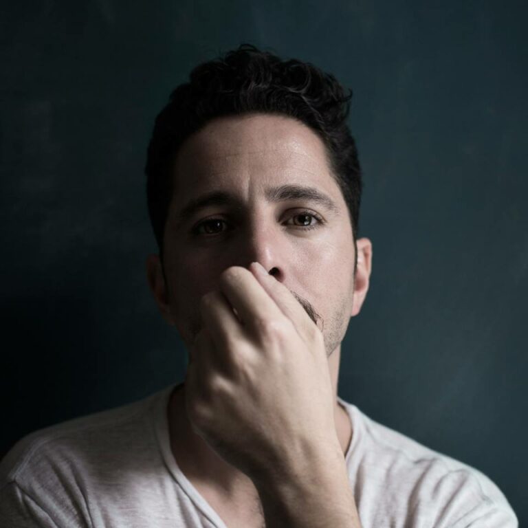 J.Views shares a stunning music video for ‘We Moved’