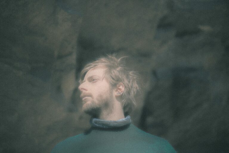 Premiere: Glenn Echo ‘Overwhelm’