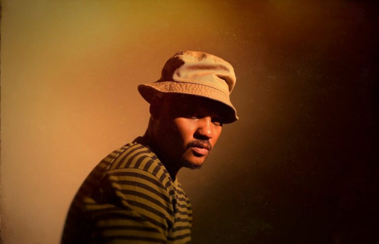Son Little Releases ‘neve give up’