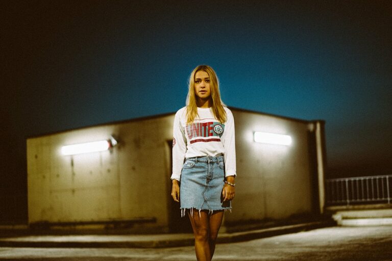 Sound Selection 098: Elle Hollis Presents ‘Onto Something’