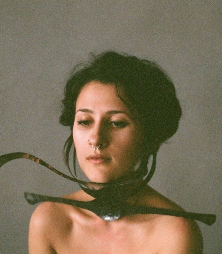 Artist Spotlight: NIIKA