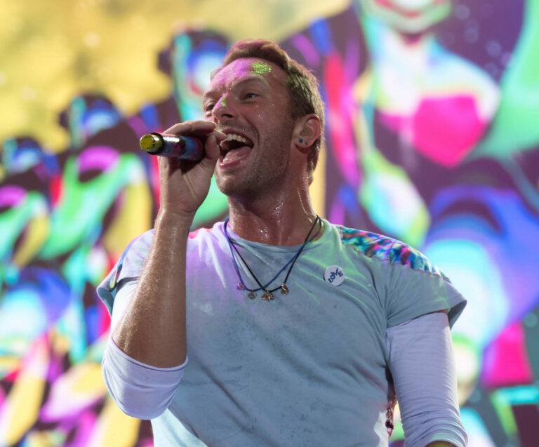 Coldplay, Miley Cyrus, Christine and the Queens, Shakira, and More to Perform at Global Citizen’s ‘Unite for Our Future’ Concert