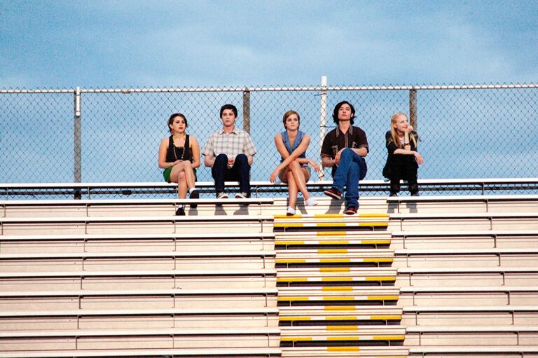 10 Beautiful Stills From The Perks of Being a Wallflower (2012)
