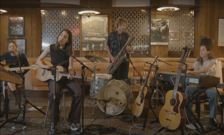 Watch HAIM Launch New Album in Los Angeles Deli Canter’s