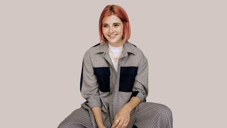 Emily Burns Shares New EP ‘I Love You, You’re the Worst’