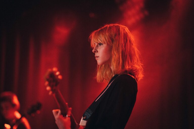 Fenne Lily Shares New Single ‘Berlin’