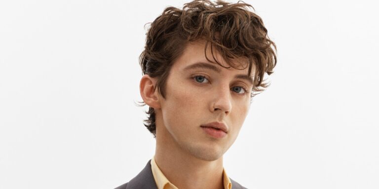 Troye Sivan Announces Forthcoming EP, Shares New Single ‘Easy’