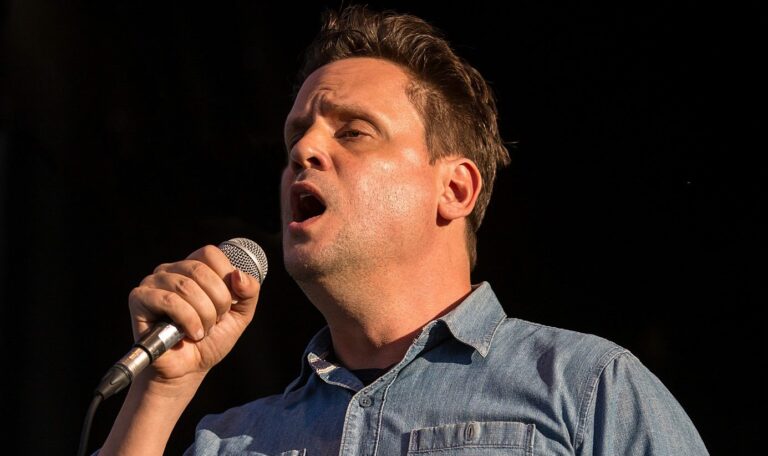 Mark Kozelek Denies Sexual Misconduct Allegations