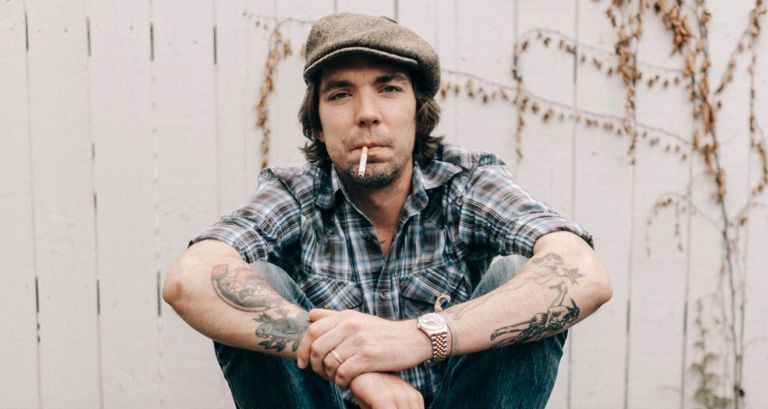 Singer-Songwriter Justin Townes Earle Dies at 38