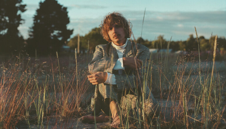 Luminous Kid Unveils New Song ‘A Restless Heart Would Rather Float in Space’