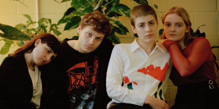 Porridge Radio Unveil New Song ‘7 Seconds’
