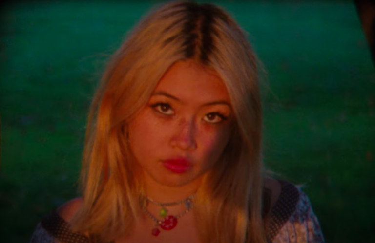 beabadoobee Unveils New Single ‘How Was Your Day?’