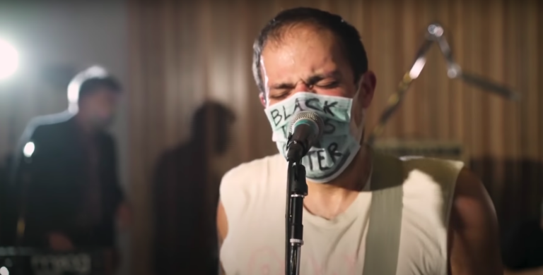 Watch Jeff Rosenstock Perform ‘Scram!’ on ‘Seth Meyers’