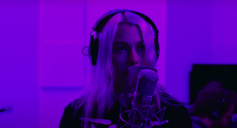 Watch Phoebe Bridgers Perform on ‘CBS This Morning’