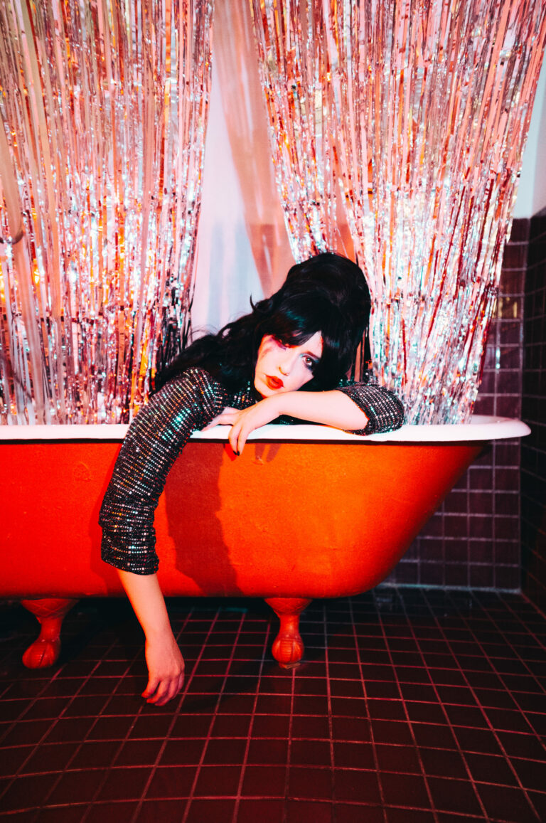 Artist Spotlight: LUNA AURA