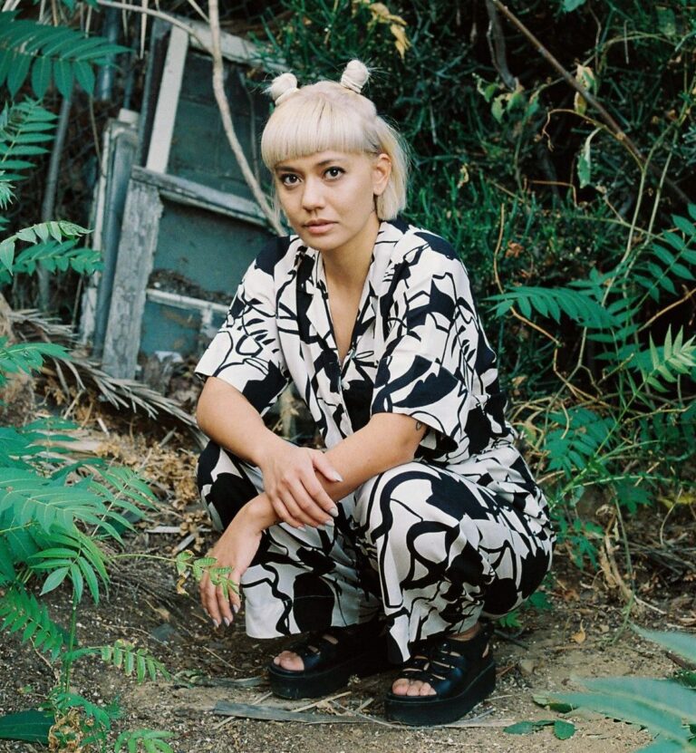 Artist Spotlight: Xelli Island