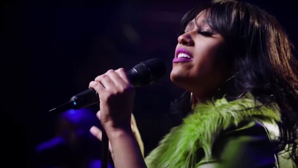 Watch Jazmine Sullivan Perform 'Pick Up Your Feelings' on 'Kimmel