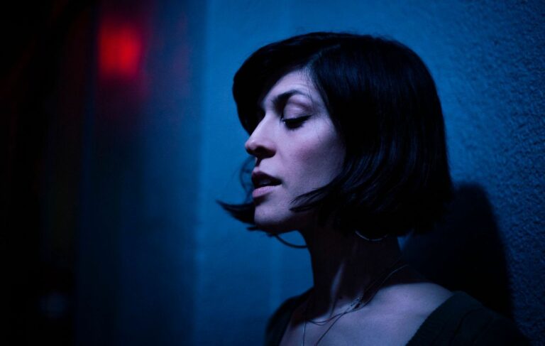 Premiere: Dessa ‘Talking Business’