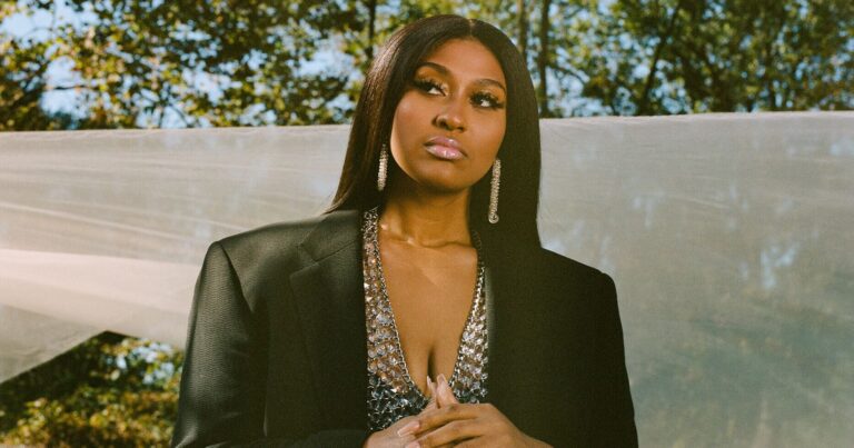 Jazmine Sullivan Shares New Song ‘Stand Up’