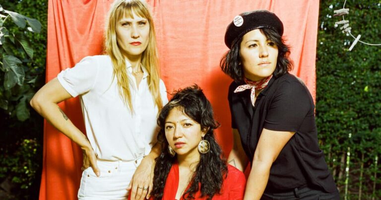 La Luz Announce Self-Titled Album, Drop Video for New Song ‘Watching Cartoons’