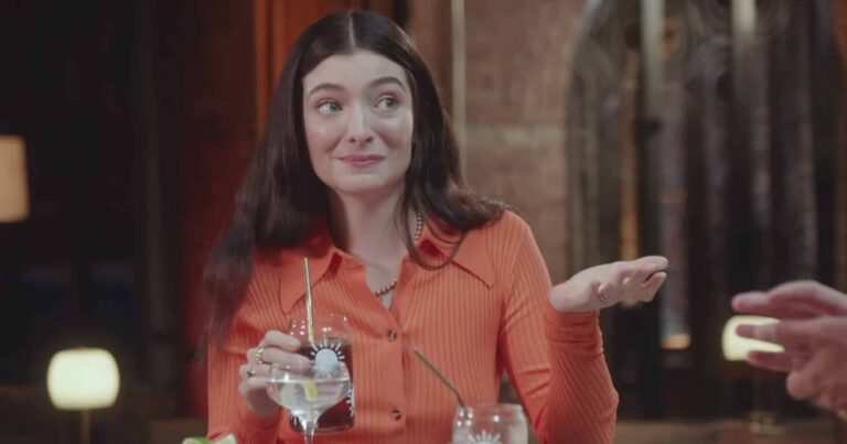 Watch Lorde Day Drink ‘Solar Power’-Themed Cocktails, Perform ‘Stoned at the Nail Salon’ on ‘Seth Meyers’