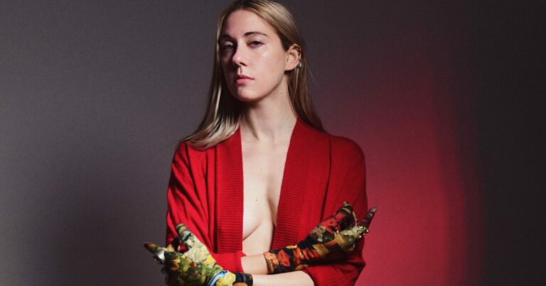TORRES Releases New Song ‘Thirstier’