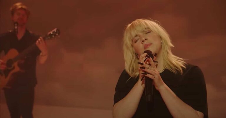 Watch Billie Eilish Perform ‘Happier Than Ever’ on ‘Fallon’