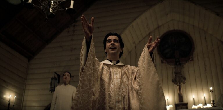 Netflix Present Trailer for Midnight Mass