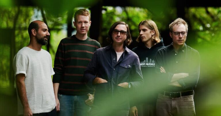 Real Estate Share Cover of Television’s ‘Days’