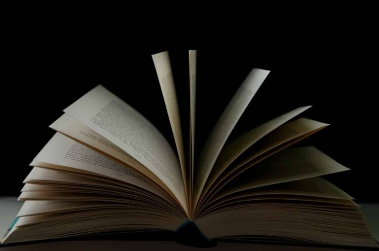 Book Trends: What Readers Can Expect in 2022