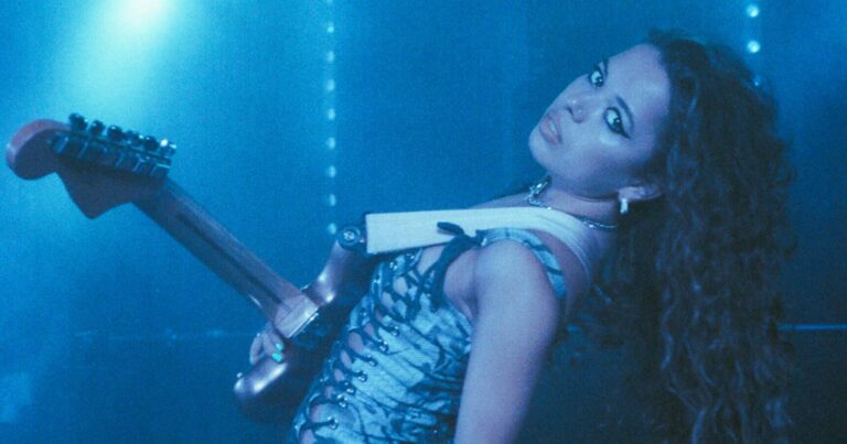 Nilüfer Yanya Announces 2022 Tour Dates