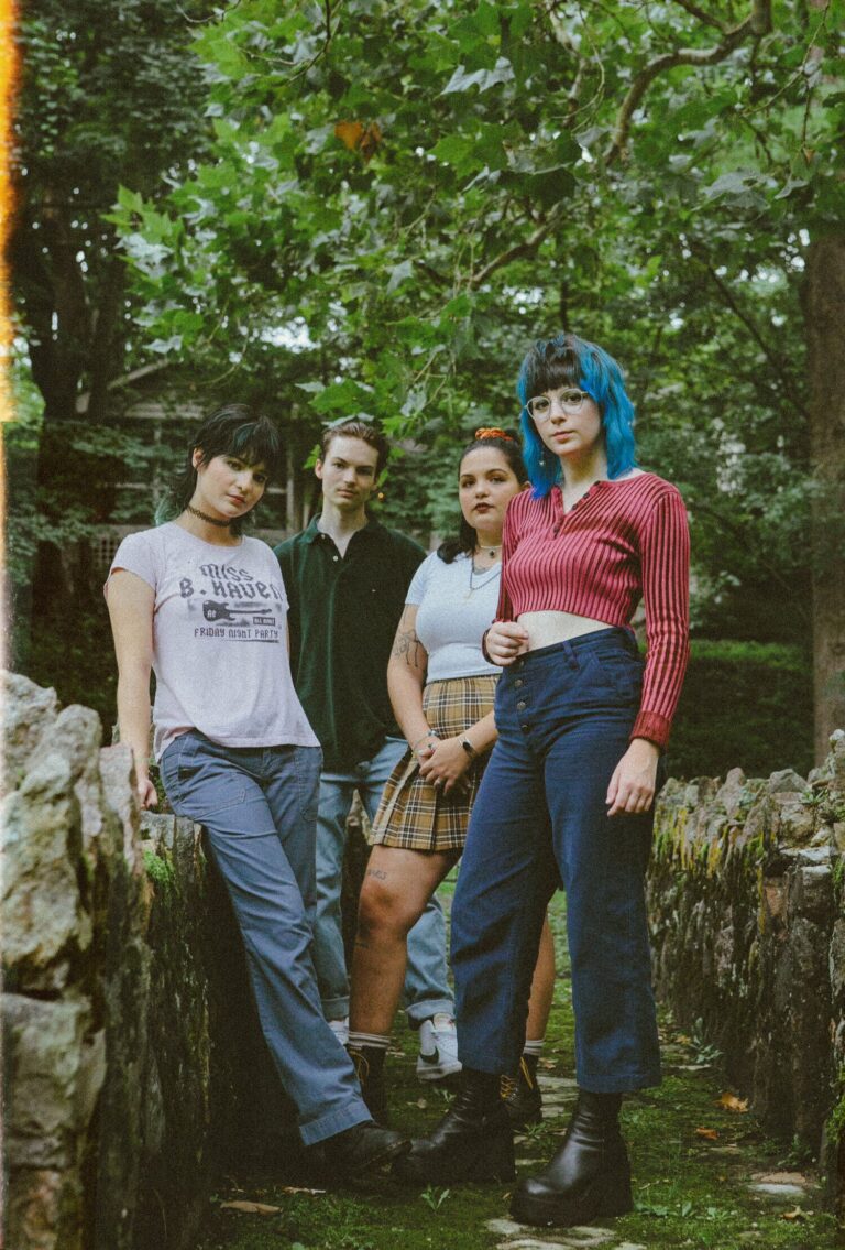 Artist Spotlight: Snarls