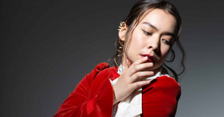 Mitski Shares New Single ‘Heat Lightning’