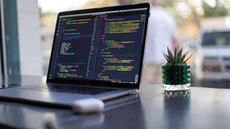 5 Different Resources to Help Kids Learn to Code