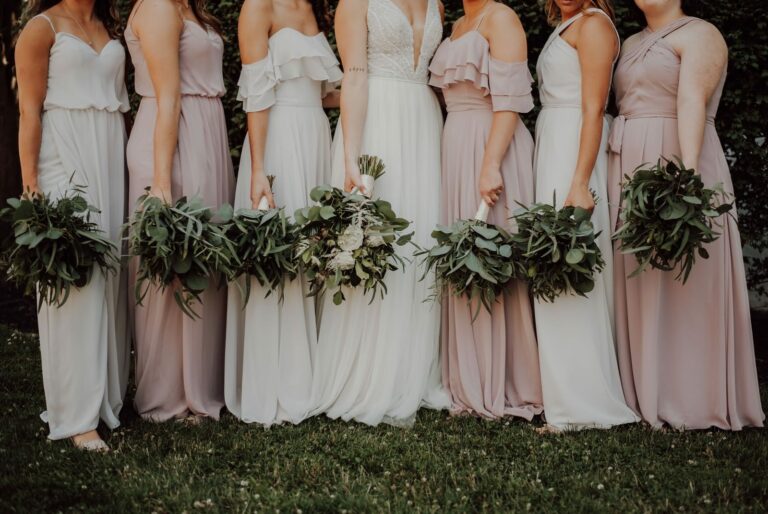 6 Mistakes to Avoid When Choosing Bridesmaid Dresses