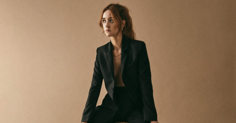 Lees Unveils New Single ‘Night Wars’