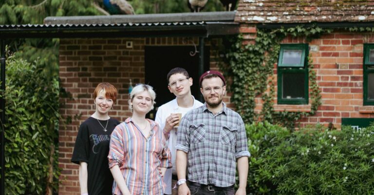 ME REX Share New Song ‘Skin, It Itches’