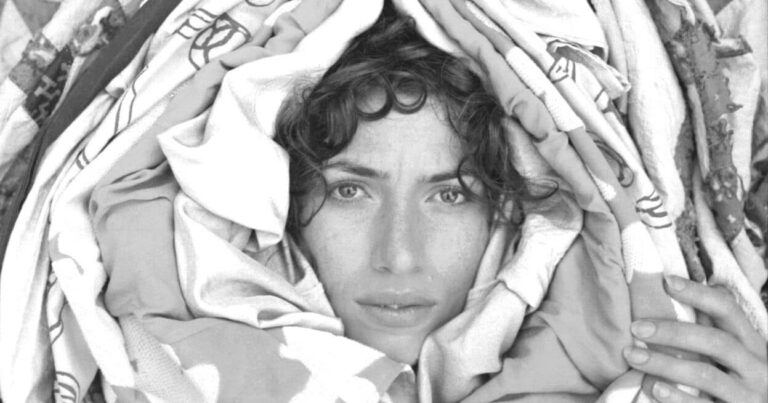 Aldous Harding Announces New Album ‘Warm Chris’, Releases New Song