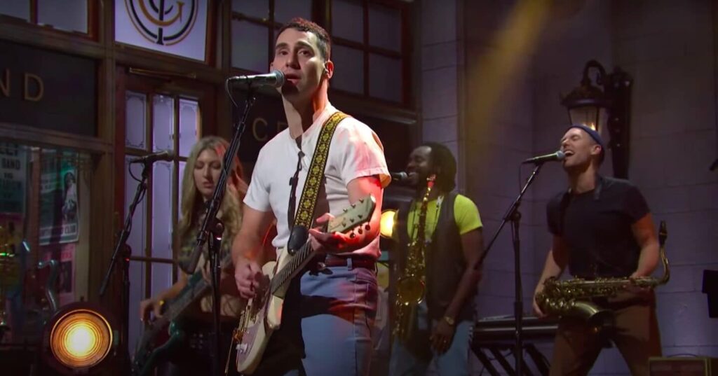Watch Bleachers Perform 'How Dare You Want More' and 'Chinatown' on