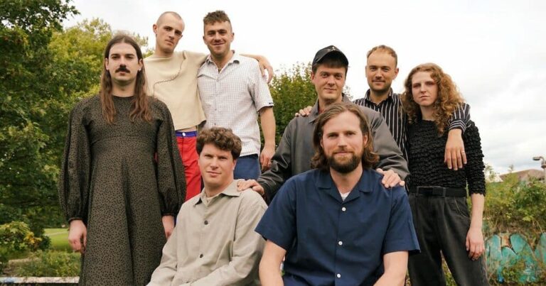 caroline Release New Single ‘Good morning (red)’