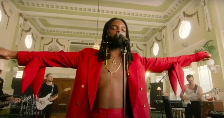 Watch Genesis Owusu Perform ‘Gold Chains’ on ‘Colbert’