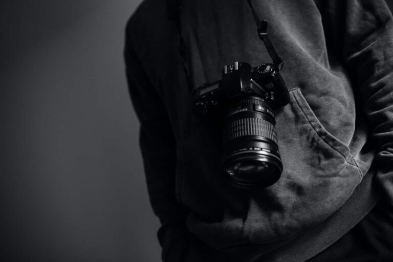 Photographer In You: What To Look For In A Camera Rental