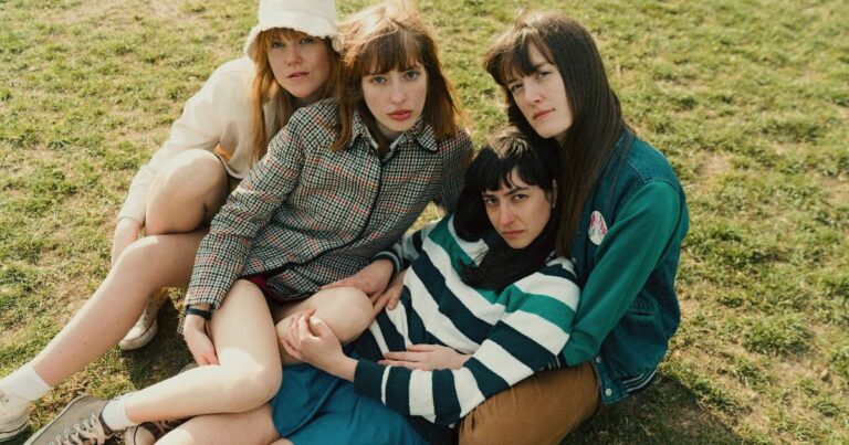 Los Bitchos Share Video for New Song ‘Pista (Fresh Start)’