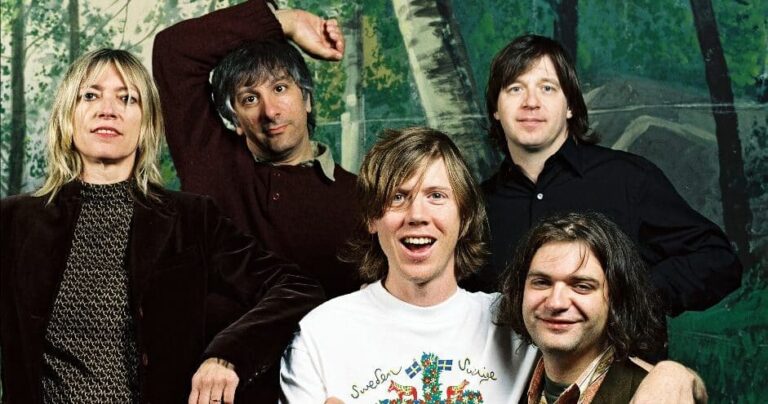 New Sonic Youth ’00s Rarities Album ‘In/Out/In’ Announced