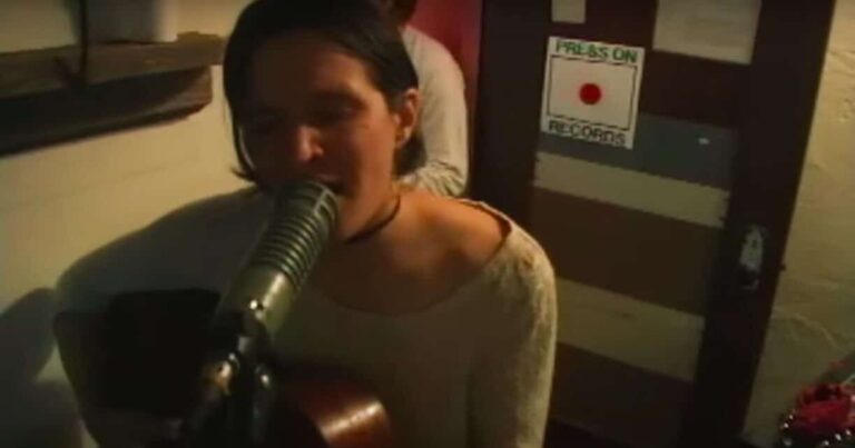 Watch Big Thief’s New Video for ‘Red Moon’