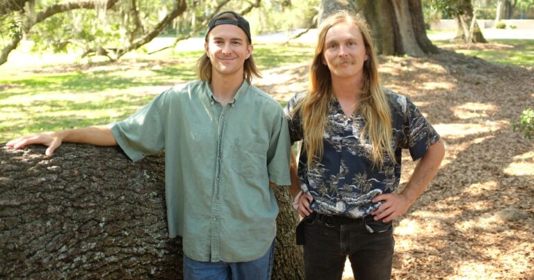 Tonstartssbandht Reissuing Three Albums, Unveil Video for ‘5ft7’